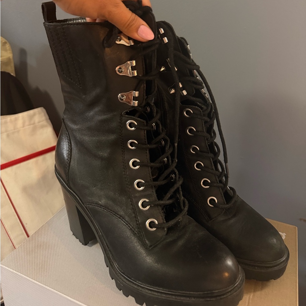 Black Lace-Up Women's Boots